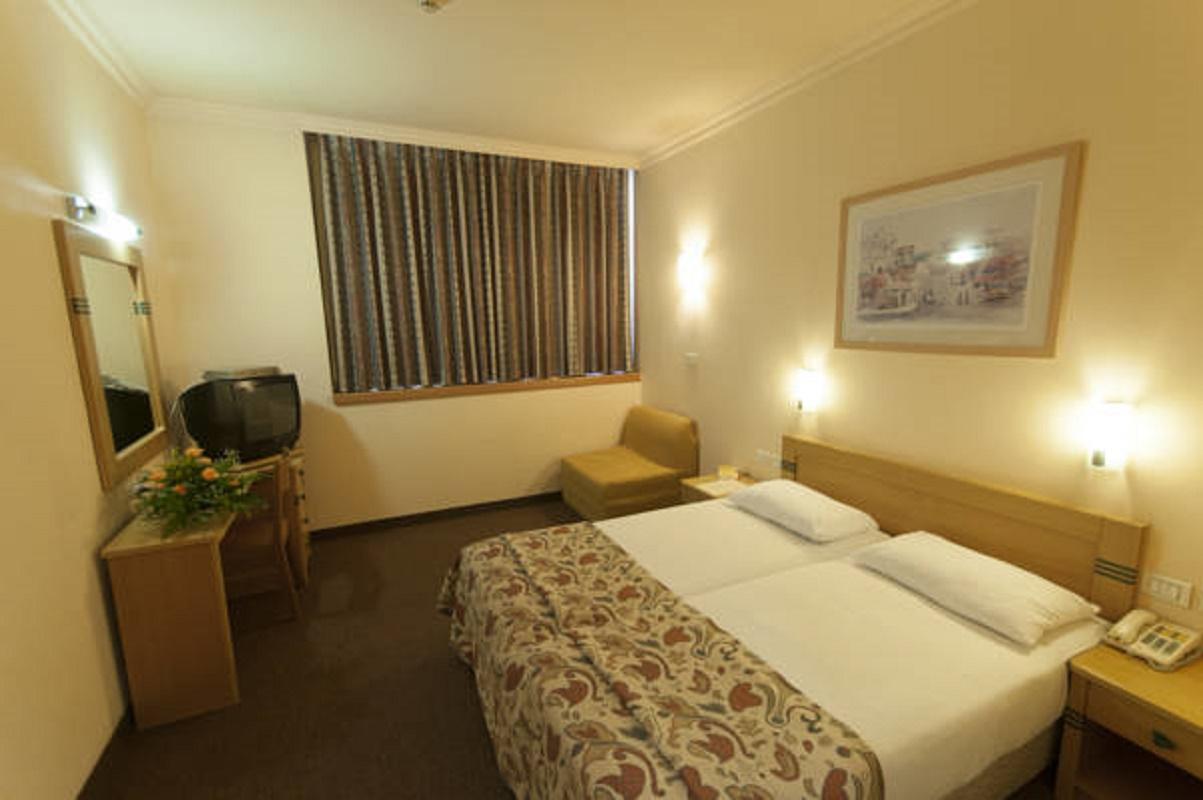 Inbar Hotel Arad Zewnętrze zdjęcie