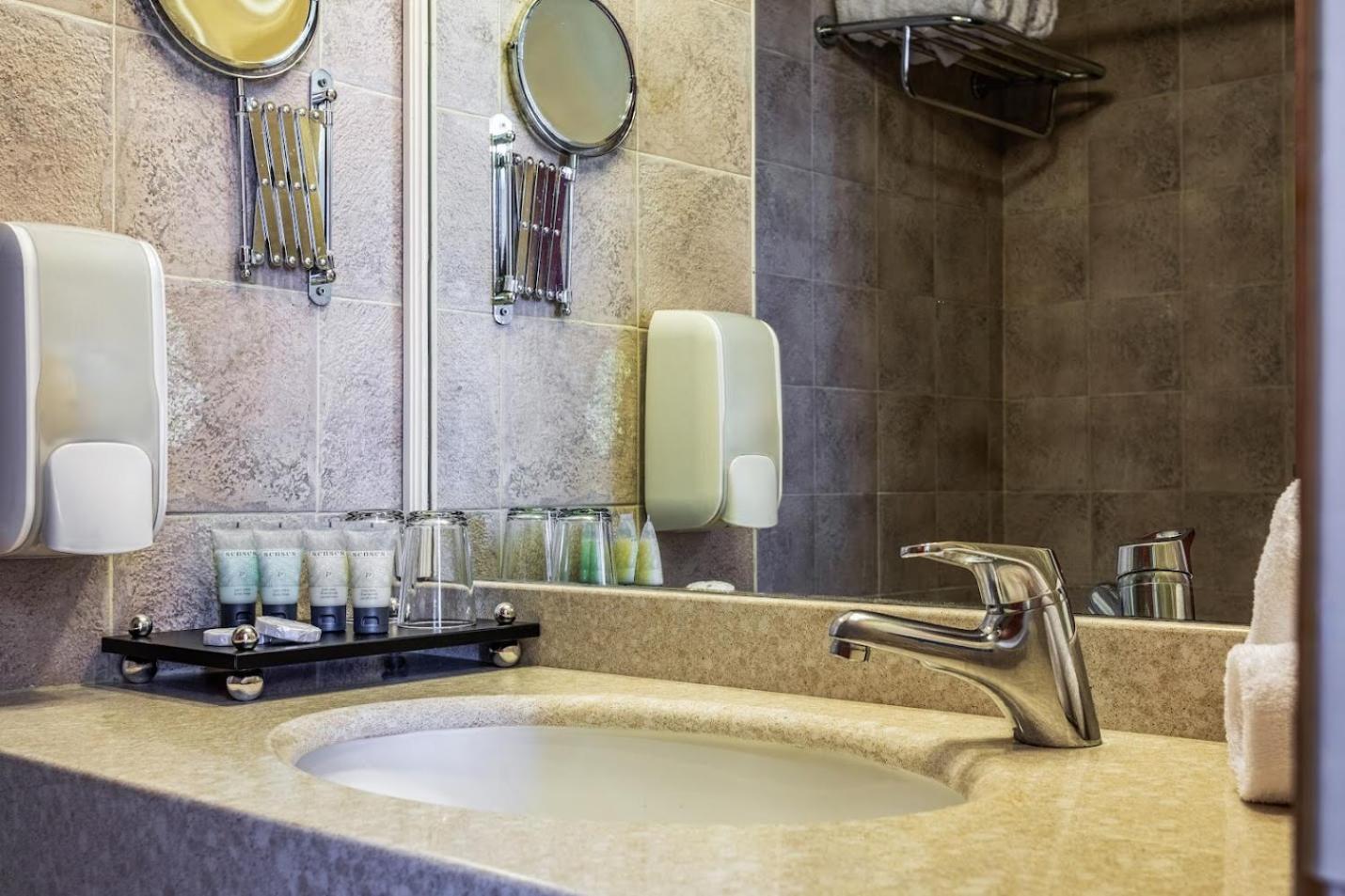 Inbar Hotel Arad Zewnętrze zdjęcie